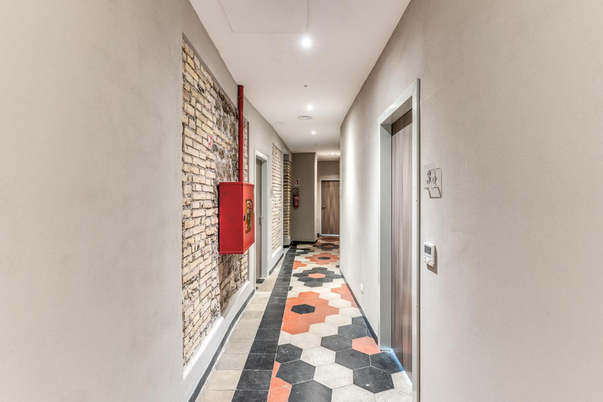 Albergue Borgo Ripa Urban Travel Roma Exterior foto